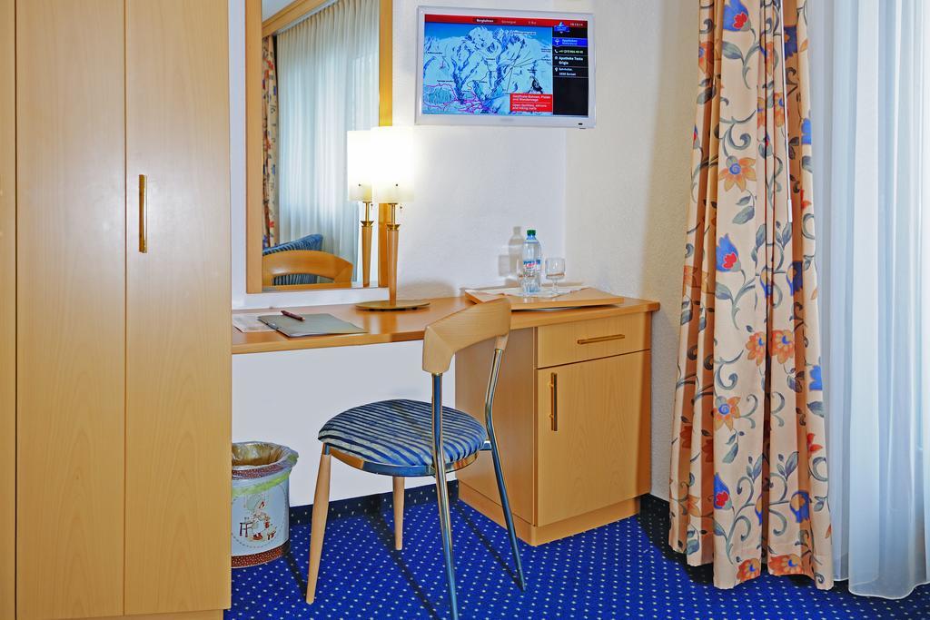 Alpenrose Hotel Zermatt Bilik gambar